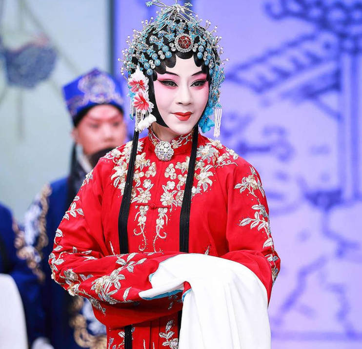 锁麟囊